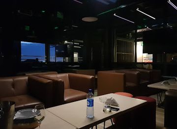 nigeria/lagos/bar/30-yard-plus-lounge-bar