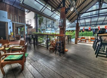 thailand/northern-thailand/bar/sylvis-add-oil-bar