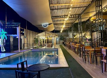 peru/ica/bar/reset-club