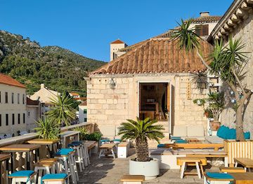 croatia/hvar-island/bar/teraca-bar