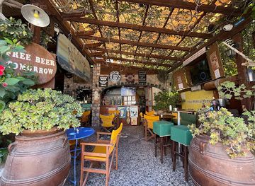 greece/santorini/kamari/bar/aigaion-irish-pub