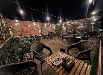 pakistan/kohistan/bar/deminister-cafe-abbottabad