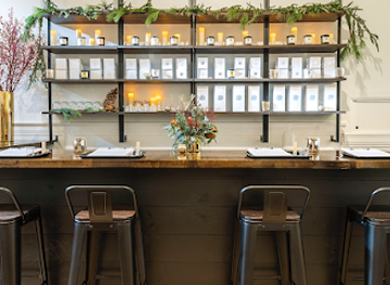 new-york/hudson/bar/poured-candle-bar