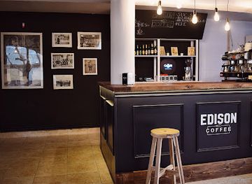 romania/alba/bar/edison-coffee-shop-alba-iulia