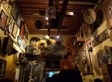 mexico/guanajuato/bar/los-lobos