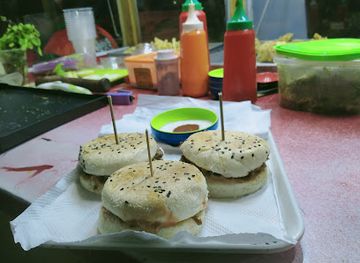 bangladesh/barisal/bar/ocean-food-mania