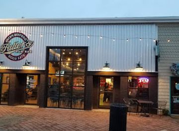 virginia/hampton-roads/bar/fuller-s-raw-bar