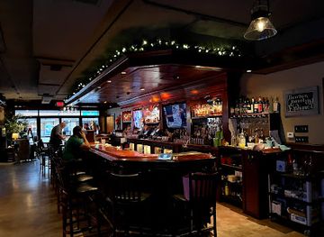 wisconsin/green-bay/bar/main-street-bourbon-room