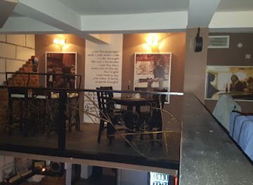 romania/deva/bar/yes-public-house