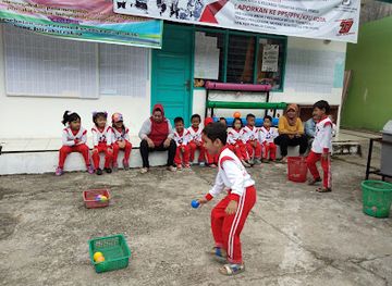 indonesia/west-sumatra/bar/uncle-barry