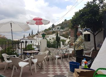 spain/granada/sacromonte/bar/los-faroles