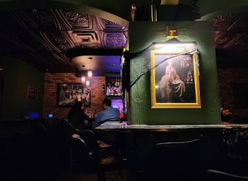Teddy Roe's