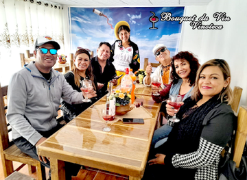 bolivia/uyuni/bar/bouquet-du-vin-vinoteca