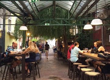 hungary/orseg/bar/eleszto