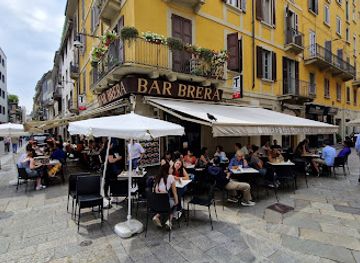 italy/milan/duomo/bar/bar-brera