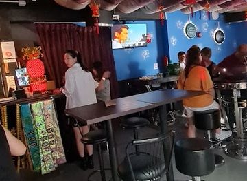 singapore/serangoon/bar/karaoke-lounge