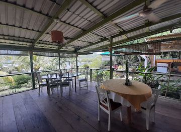 grenada/westerhall/bar/the-cove-marina-restaurant-bar-fomerly-whisper-cove