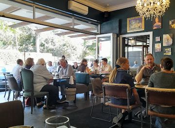 south-africa/pretoria/waterkloof/bar/meet-on-milner