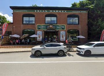 pennsylvania/ohiopyle-state-park/bar/firefly-on-the-plaza