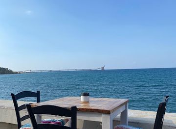 cyprus/morphou-bay/bar/wooden-cafe-bar