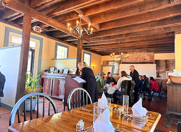 virginia/northern-neck/bar/1710-tavern