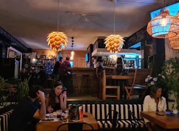 uruguay/punta-del-este/bar/capi-bar