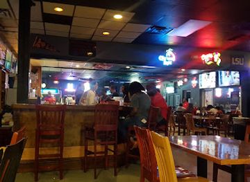 alabama/oak-mountain-state-park/bar/courtyard-280