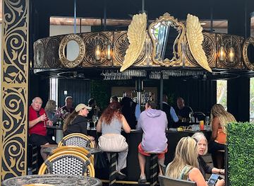 florida/honeymoon-island-state-park/bar/circle-1852