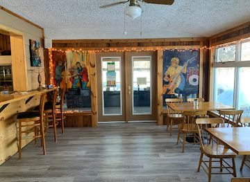 canada/haliburton-highlands/bar/mulligans-pub-and-patio