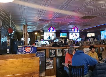 michigan/warren-dunes-state-park/bar/getaway-cubbie-grille