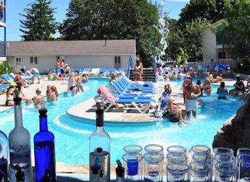 ohio/lake-erie-islands/bar/nauti-perch