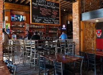 kansas/northeast-kansas/bar/brick-house-kc