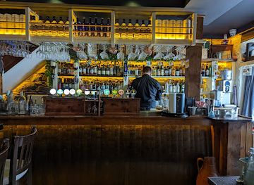 ireland/slea-head-drive/bar/james-long-gastro-pub