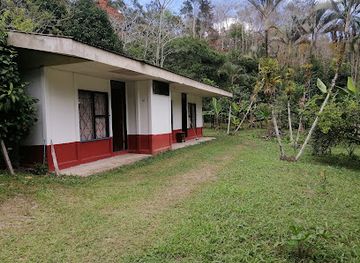 costa-rica/turrialba-valley/bar/bar-restaurante-cabinas-las-veraneras