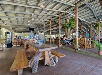 costa-rica/osa-peninsula/bar/soda-marbella