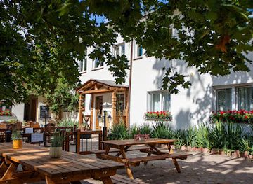 poland/bory-tucholskie/bar/restauracja-folwark-wierzchy