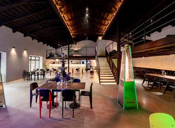 mongolia/mongolian-manchurian-grassland/bar/la-fontana