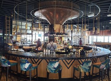 the-bahamas/nassau-and-paradise-island/bar/latitudes