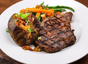 florida/lake-okeechobee/bar/the-hitching-post-at-ok-corral