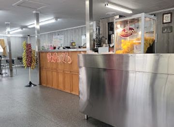 kentucky/land-between-the-lakes-national-recreation-area/bar/papa-z-s