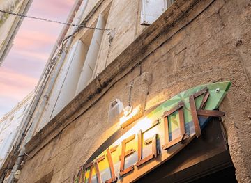 france/montpellier/ecusson/bar/hossegor-bar