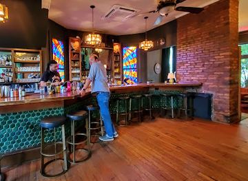 tennessee/nashville/east-nashville/bar/rosemary-beauty-queen