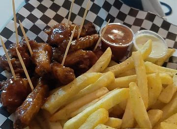 honduras/cayos-cochinos/bar/changarro-restaurant-bar-and-grill-satuye