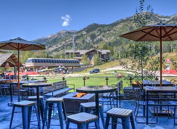 wyoming/bridger-teton-national-forest/bar/four-seasons-resort-and-residences-jackson-hole