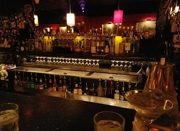 Green Lady Lounge
