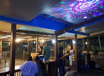 papua-new-guinea/central-province/bar/group-therapy-bar