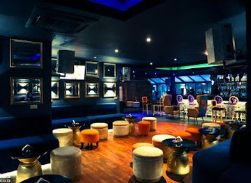 nigeria/lagos/ikoyi/bar/cocoon