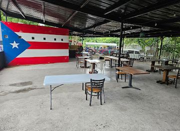 puerto-rico/mona-island/bar/la-cocina-del-ultimo-brinco