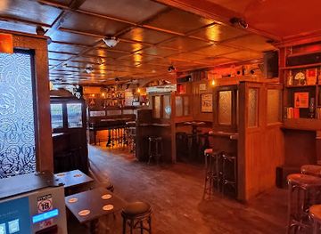 ireland/athlone/bar/peddler-mac-s-bar-beer-garden