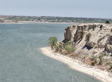 kansas/cedar-bluff-state-park/bar/cedar-bluff